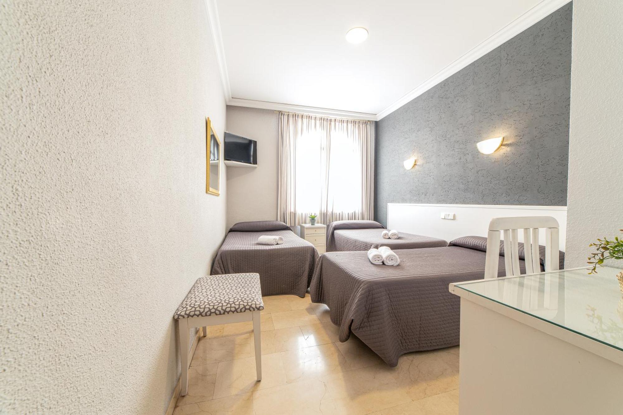 Hostal Ya Aspe Экстерьер фото